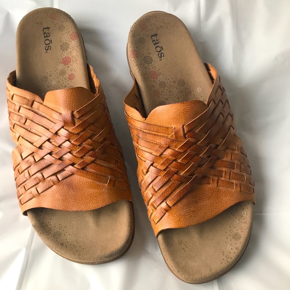 Taos Guru Sandal